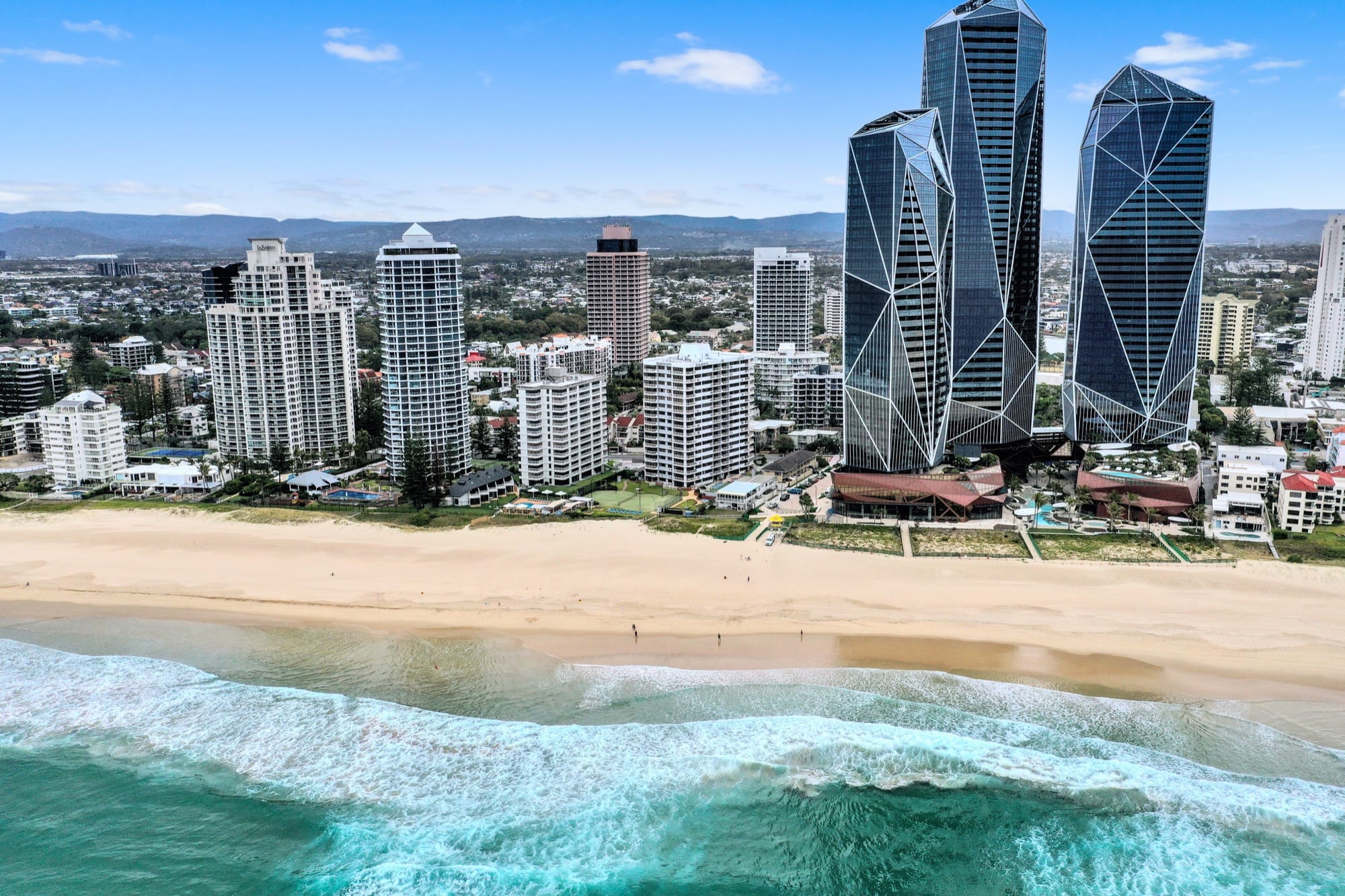 Gold Coast Breakers North Holiday Apartments Holiday 2 Go